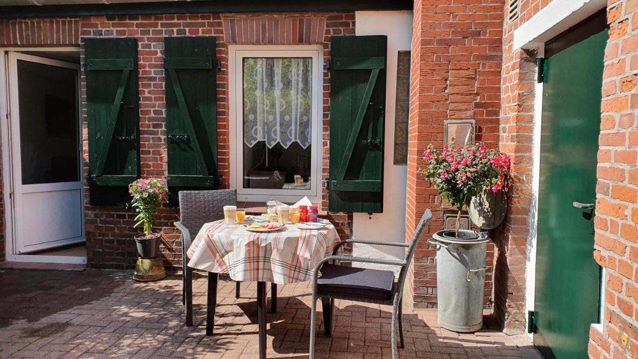 Fewo-Butze 2 Mit Terrasse Dornumersiel Ngoại thất bức ảnh